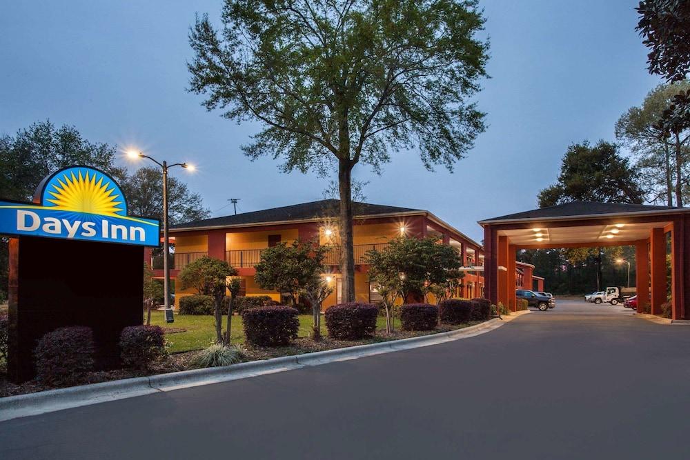 Days Inn By Wyndham Pensacola I-10 Ferry Pass Esterno foto
