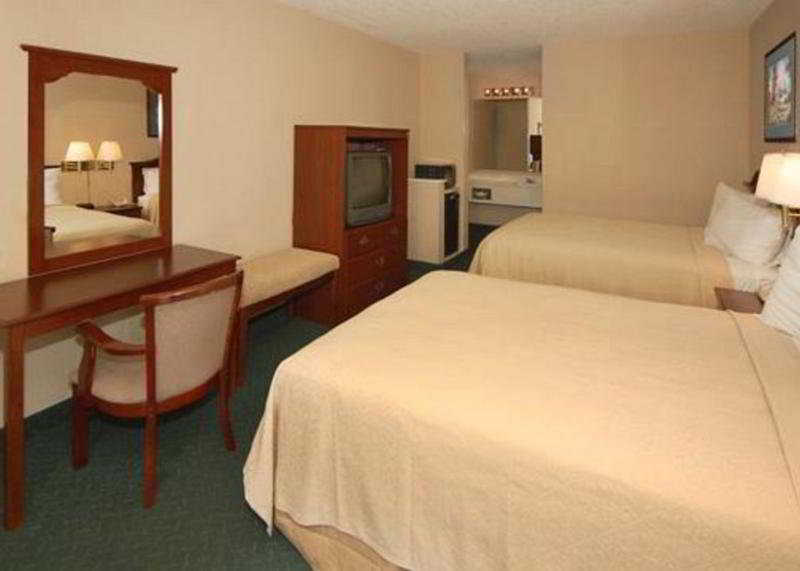 Days Inn By Wyndham Pensacola I-10 Ferry Pass Camera foto